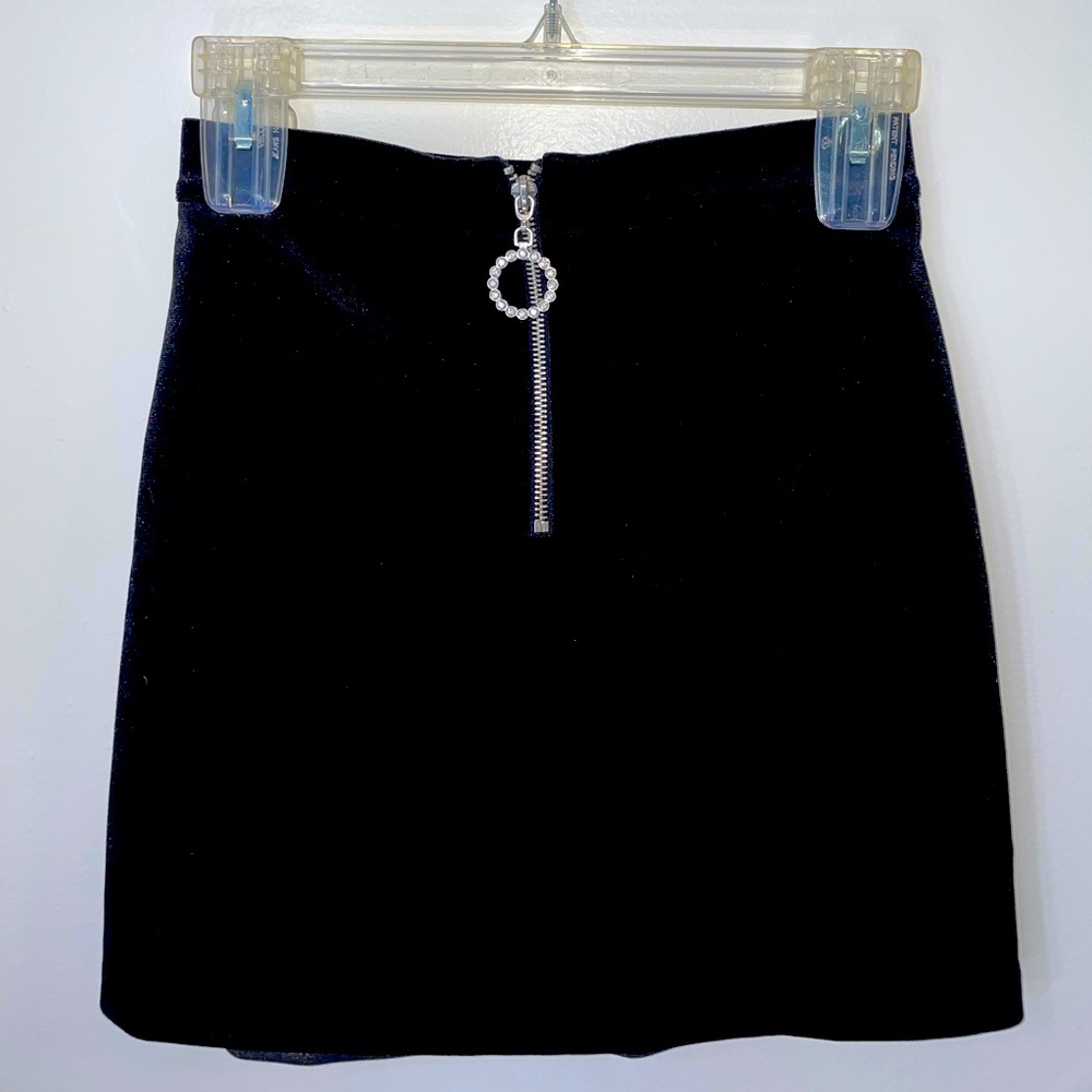 Black H&M Skirt. Velvet material only worn twice.
